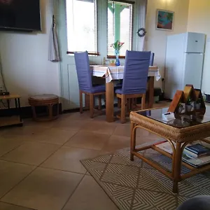 https://trois-piton-apartments-trafalgar.comcaribbean.com